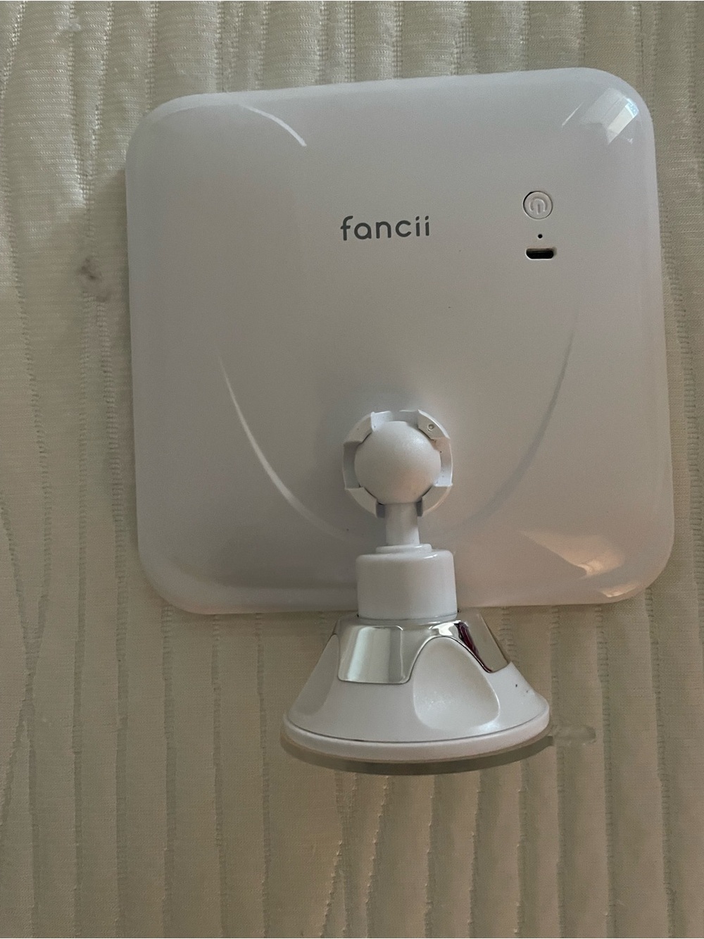 LED Touch Magnifying Mirror - Picture 2 of 3